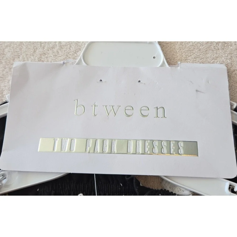 Btween Girls Two Pack of Dresses Size 5. With‎ hair Accessories NWT